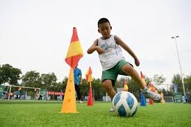 队报介绍塞门约：无法预判的双足怪；不是自私只是不擅长组织