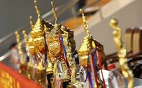 孙兴慜热刺告别战被换下场的时刻