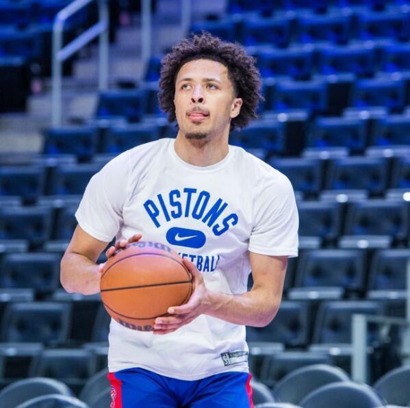 频繁成为球 频繁成为球