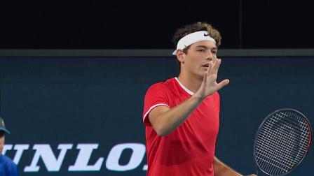 两辆赛车的 两辆赛车的